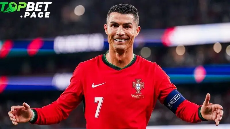 Ronaldo cống hiến không ngừng cho đội tuyển quốc gia
